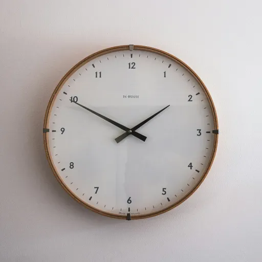 Minimalist Silent Wall Clock 30 cm